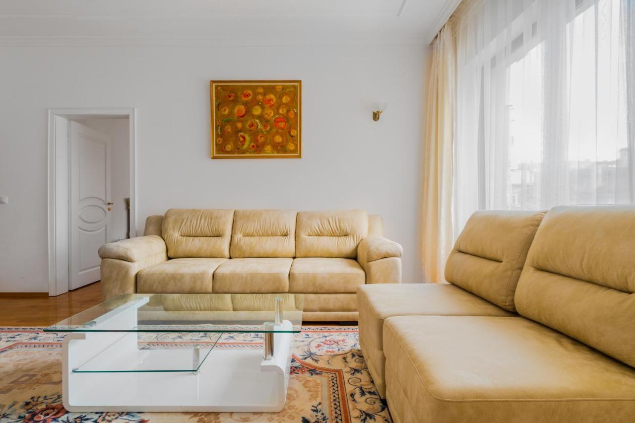 Central 2-Bd Bright Apartment In Sofia By Flat Mаnager מראה חיצוני תמונה