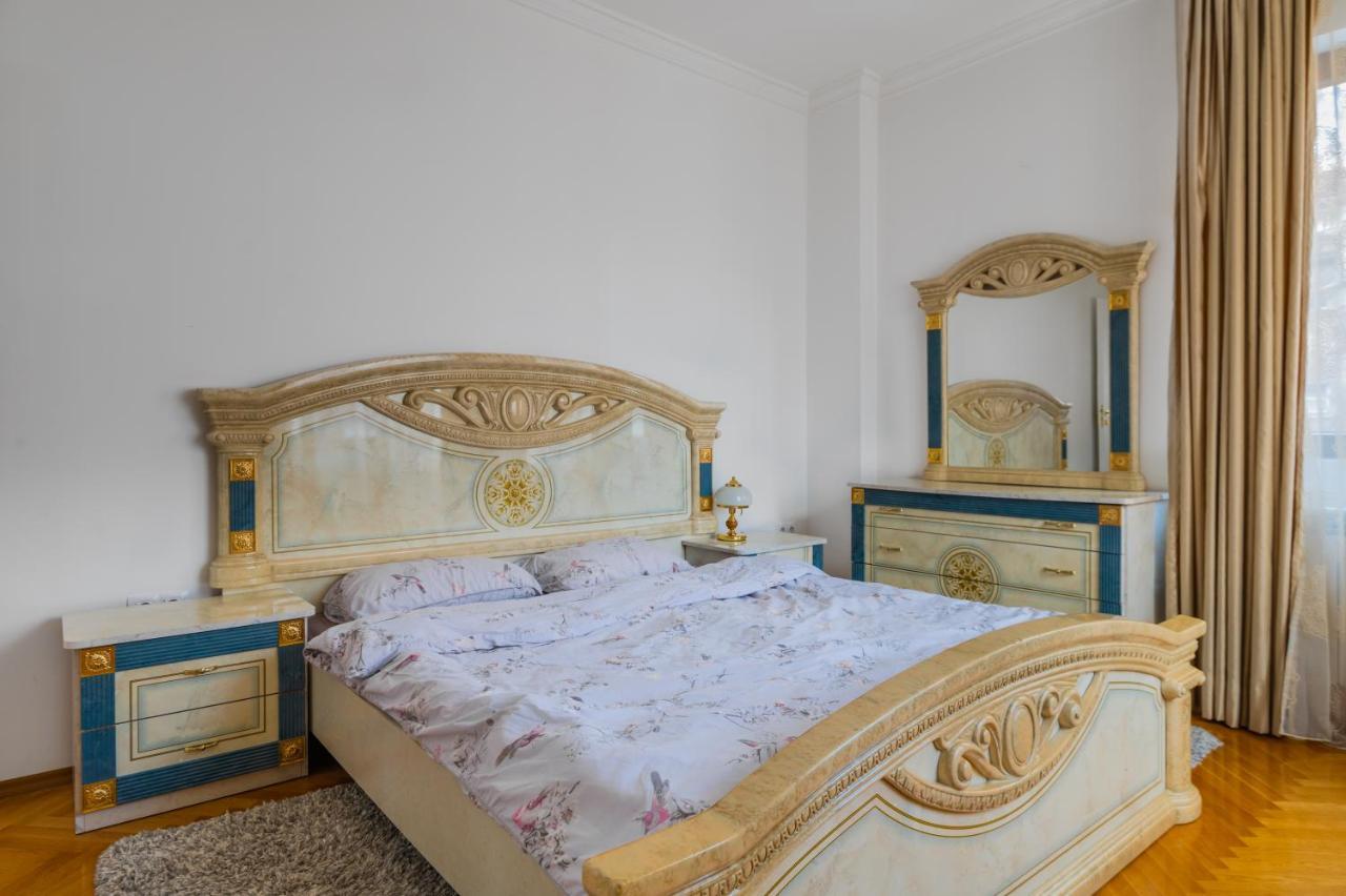 Central 2-Bd Bright Apartment In Sofia By Flat Mаnager מראה חיצוני תמונה